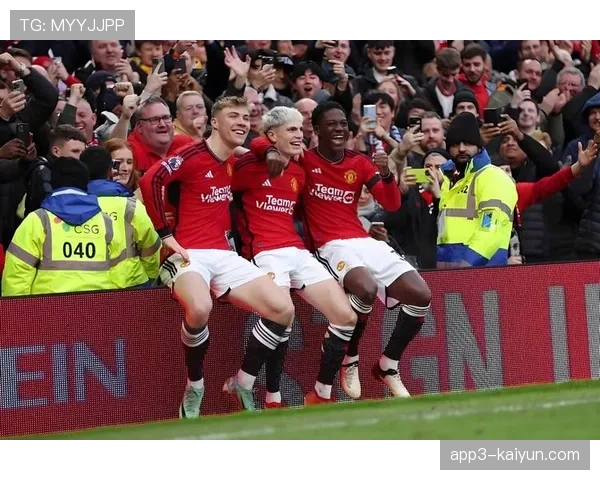 斯特拉斯堡后卫恩津古拉恶意犯规被红牌罚下缺席战摩纳哥引发激烈争议