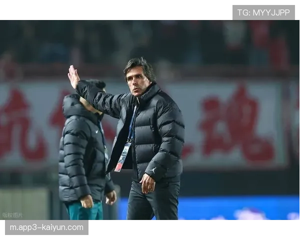 河南队拉莫斯继续执教 上赛季后半程反弹势头延续